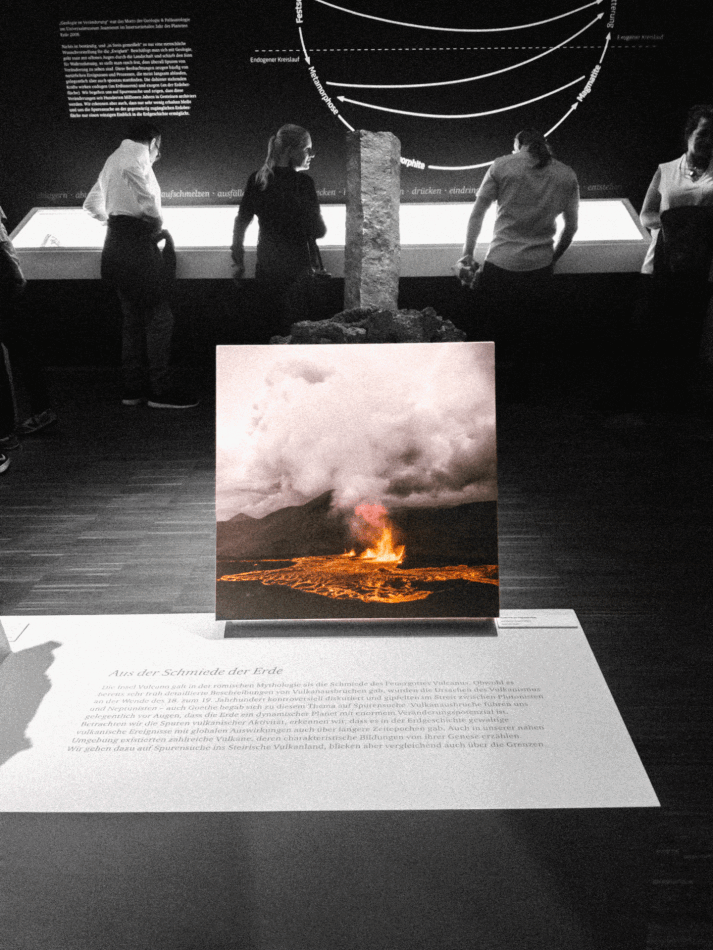 22-MA-volcano-wanderers_naturkundemuseum